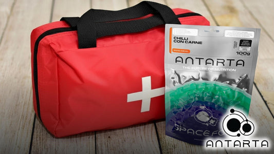 What should you put in your emergency kit?